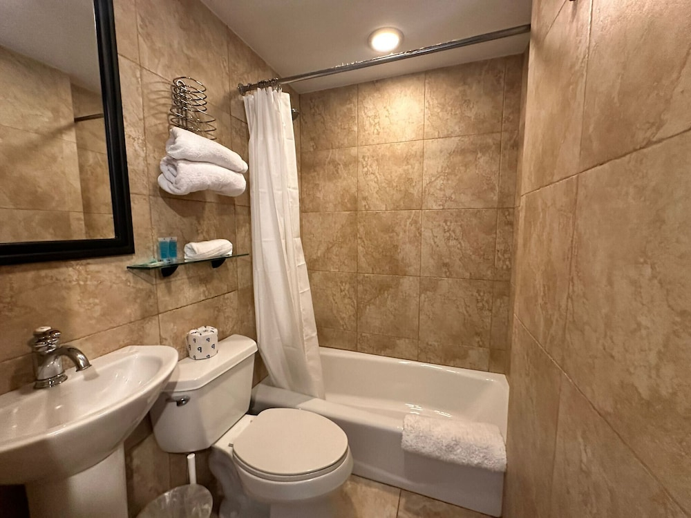 Brooklyn Finest Suites