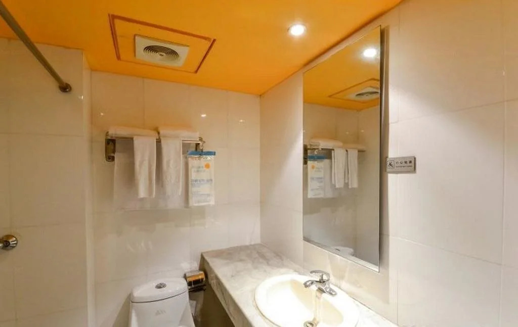 Lucheng Hotel