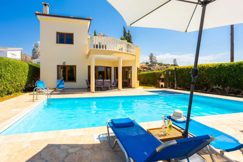 Villa Tsikkos Tessera