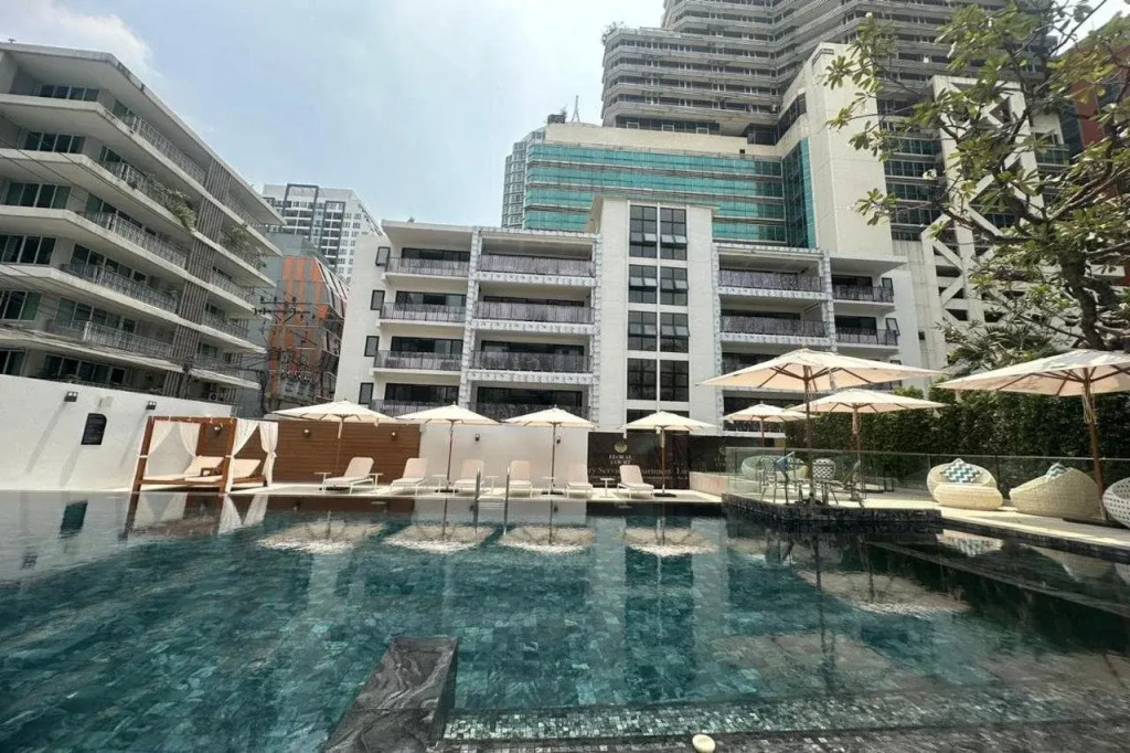 Floral Court Hotel & Residence Sukhumvit 13