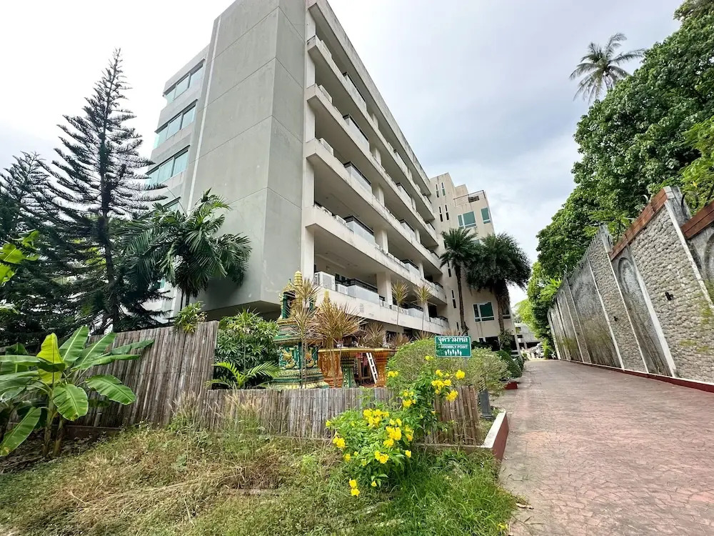 Sea and Sky condo Karon 306