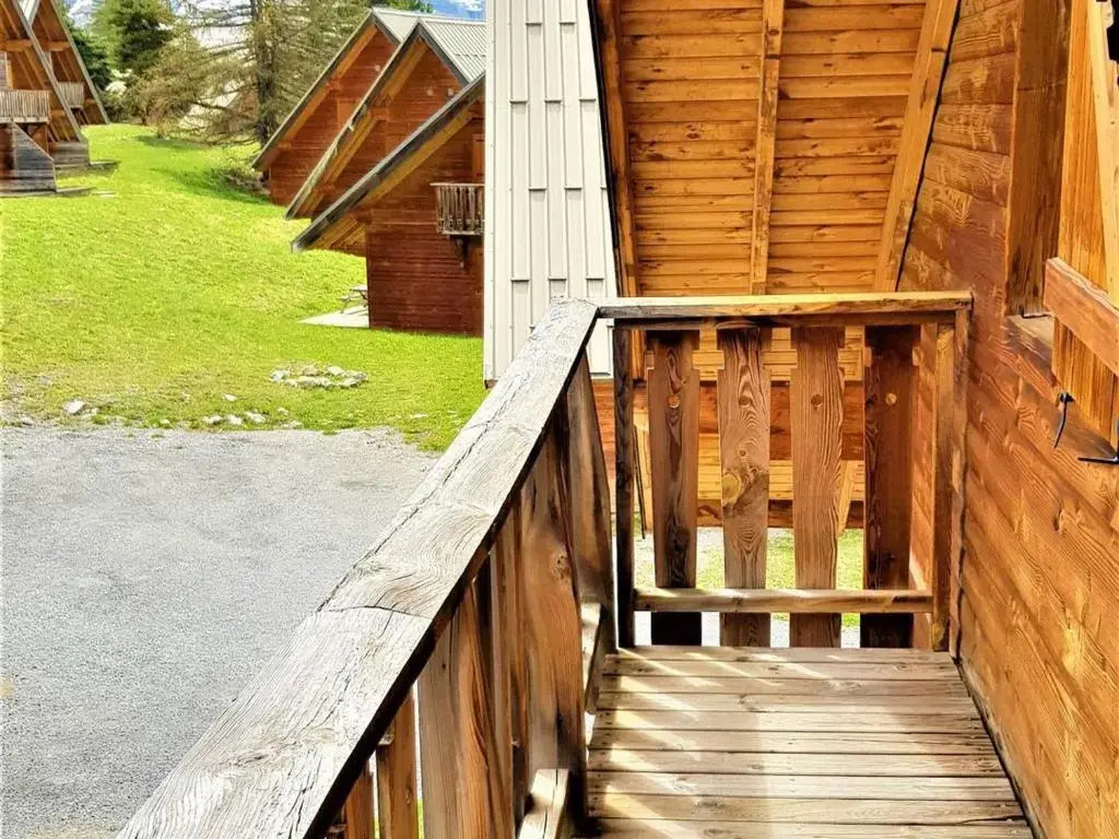 Chalet Le Dévoluy-Agnières-en-Dévoluy, 4 pièces, 8 personnes - FR-1-504-40