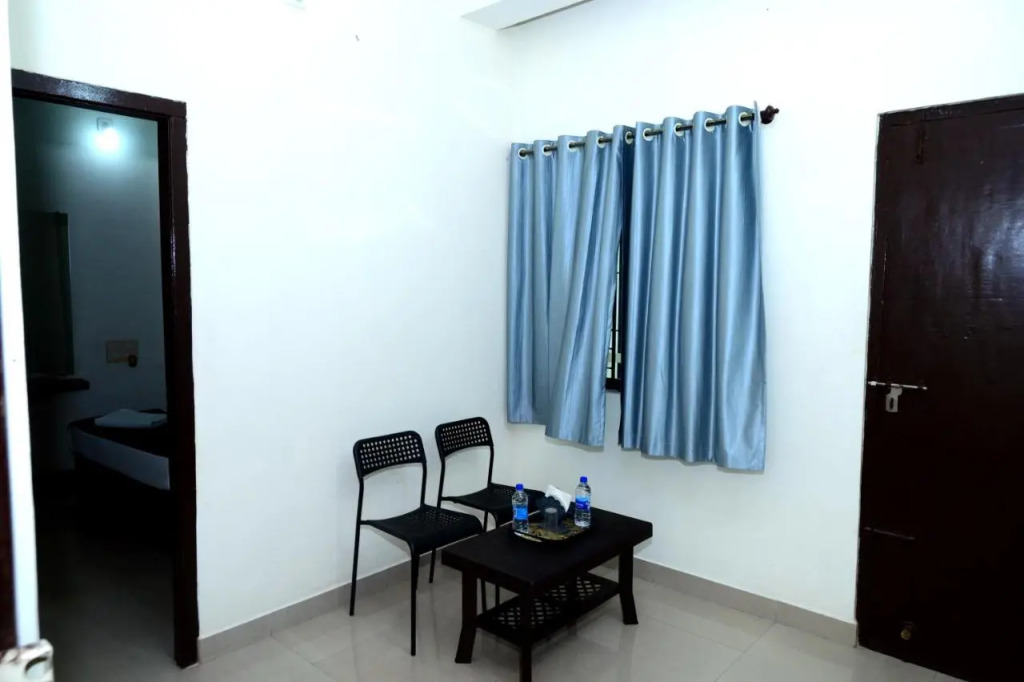 Hotel Aradhya Inn Deralakatte