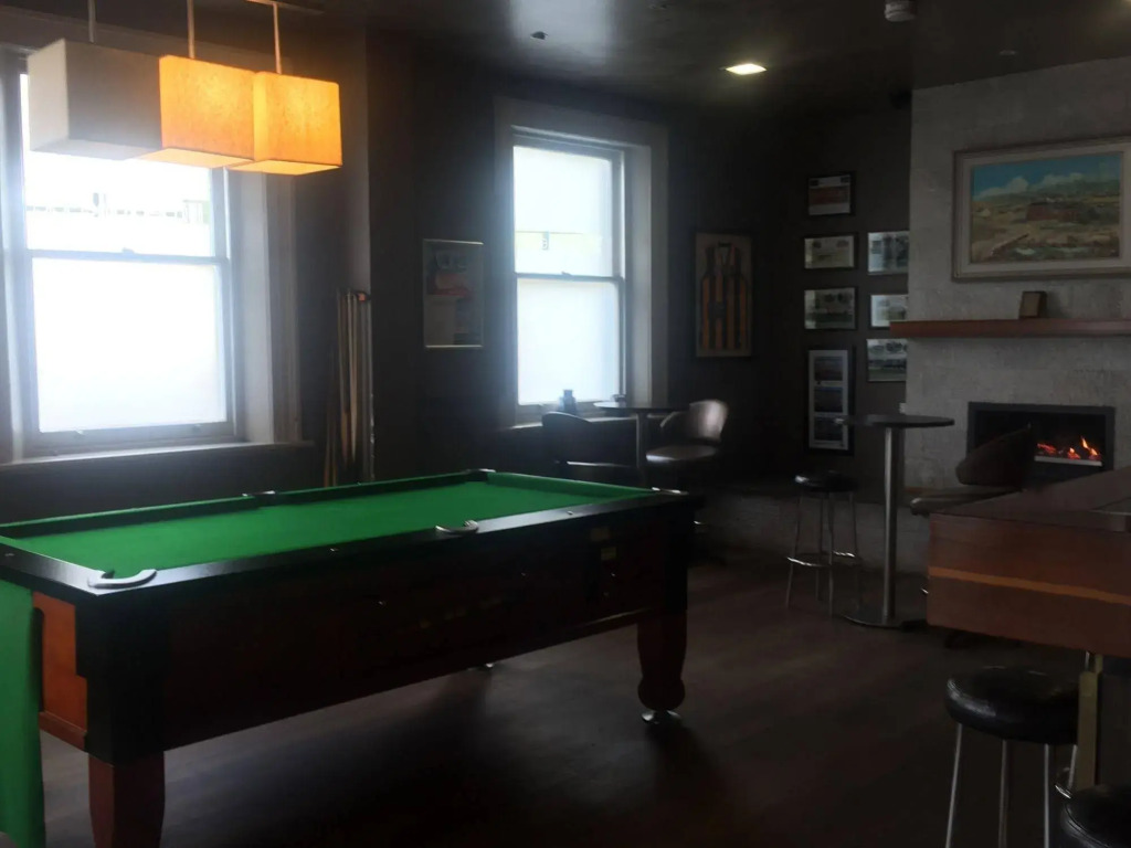 Deloraine Hotel