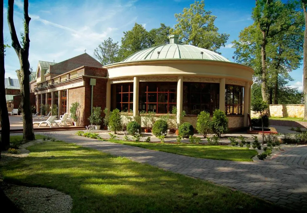 Manor House SPA Adults Only
