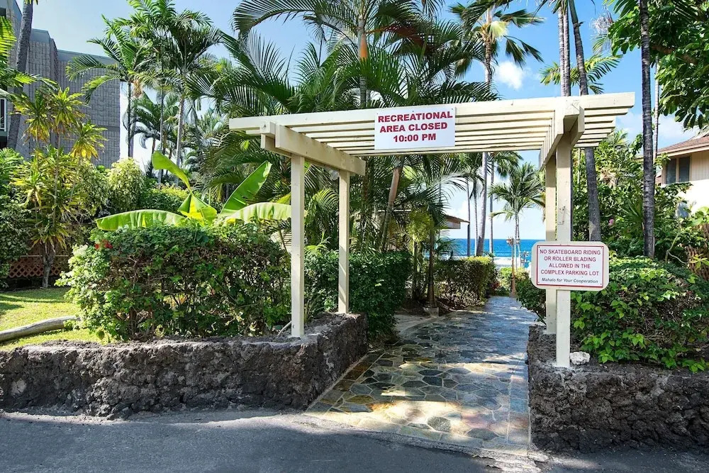 Kona Shores 221 Stvr #19-390879
