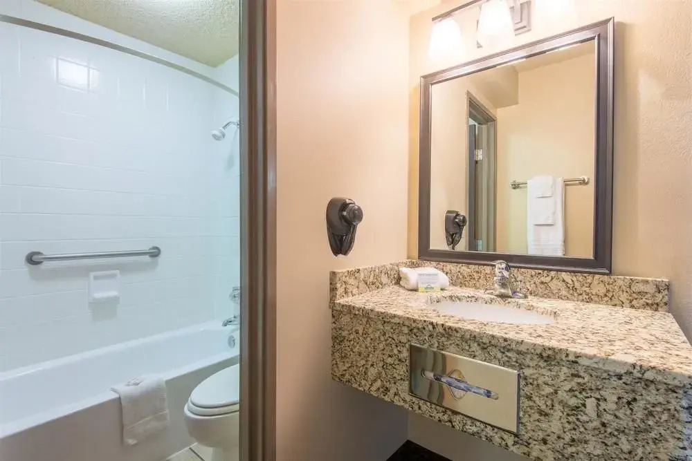 Days Inn & Suites Bozeman