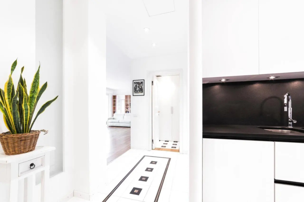 Loreto Elegant Flat