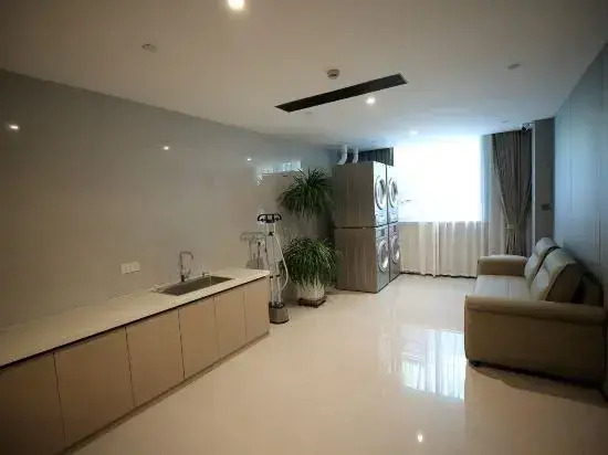Hong Qing Lou Hotel