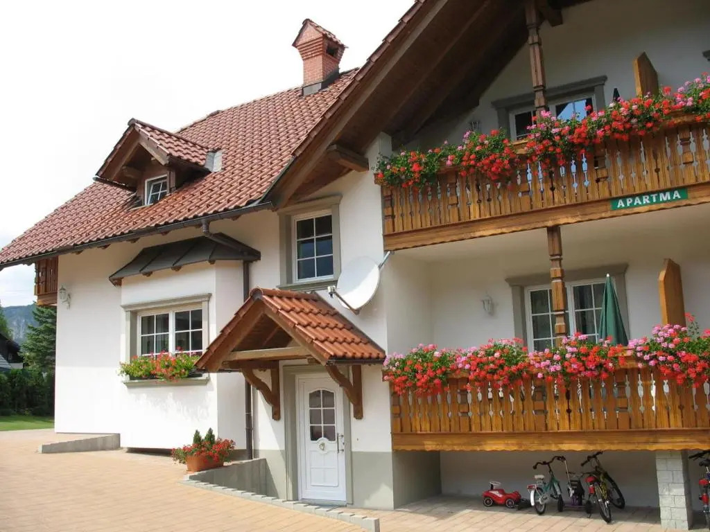 Apartments Timjana