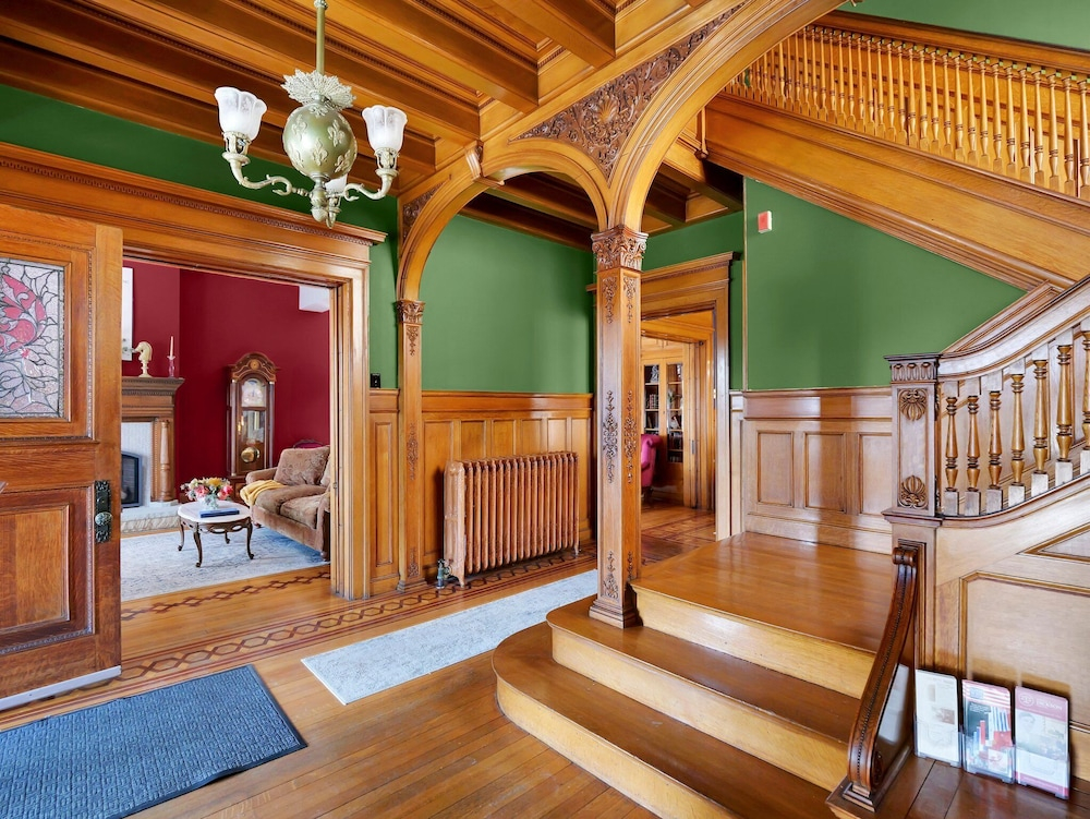 Old Library Inn - Historic Olean NY