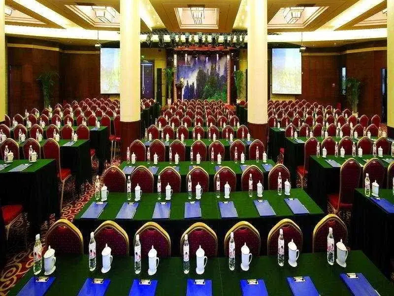 Yichen International Hotel