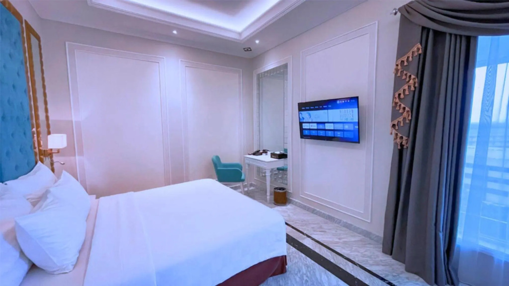 The Grantage Hotel & Sky Lounge