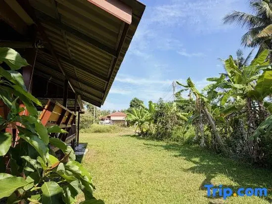 Om Garden South