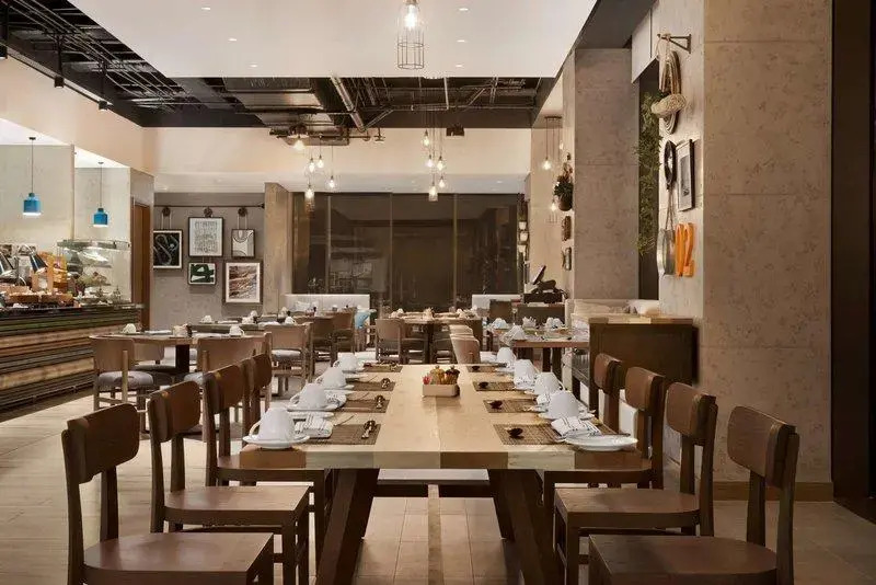 Mercure Dubai Gold District