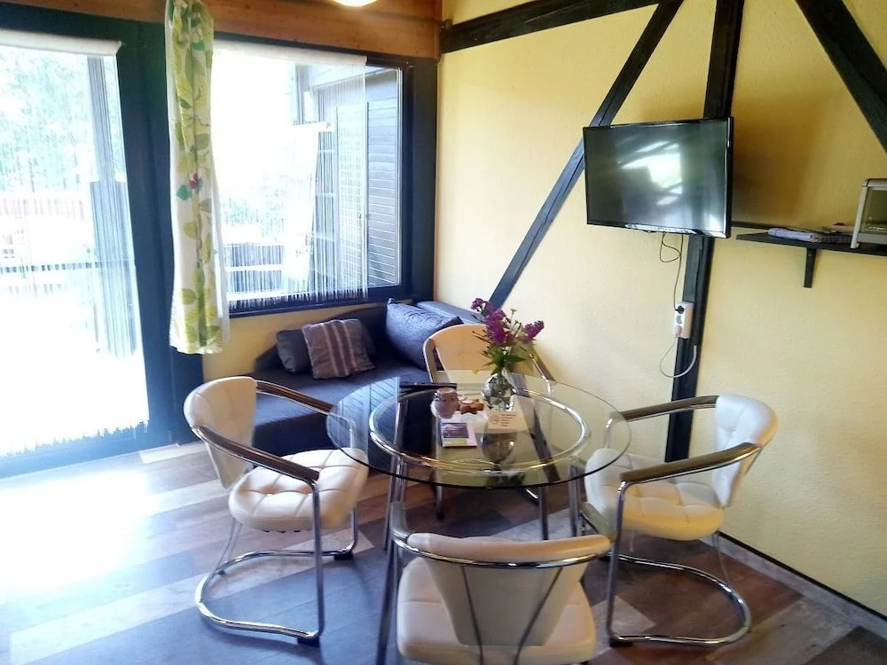 Ferienhaus-Hotel "Zur Grünen Oase"