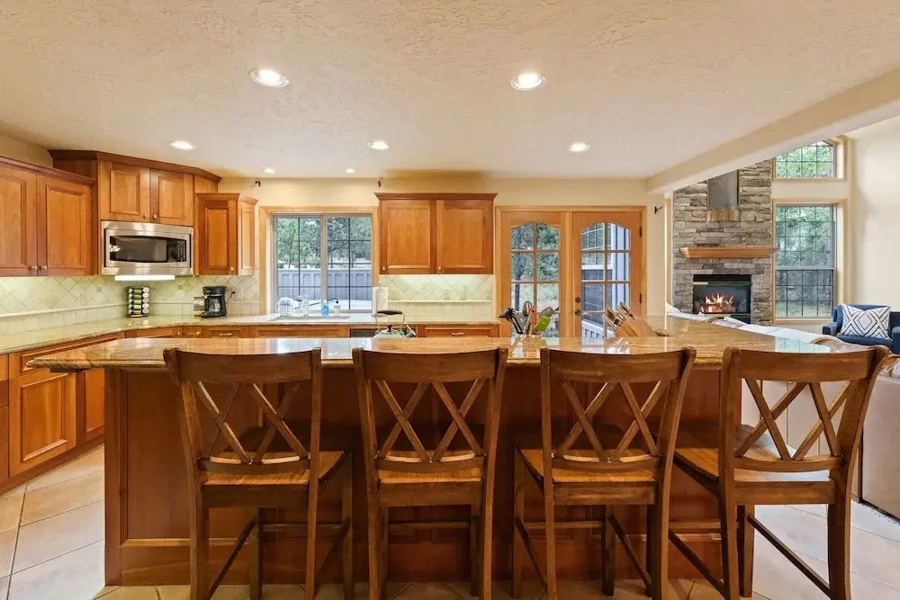 4 Tan Oak