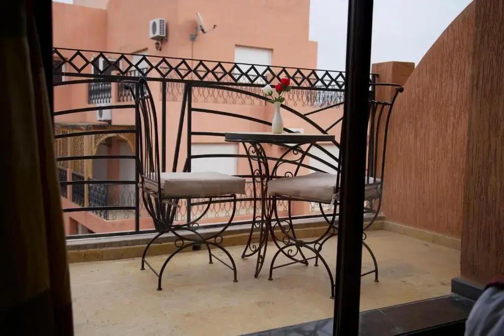 Hôtel Les Trois Palmiers