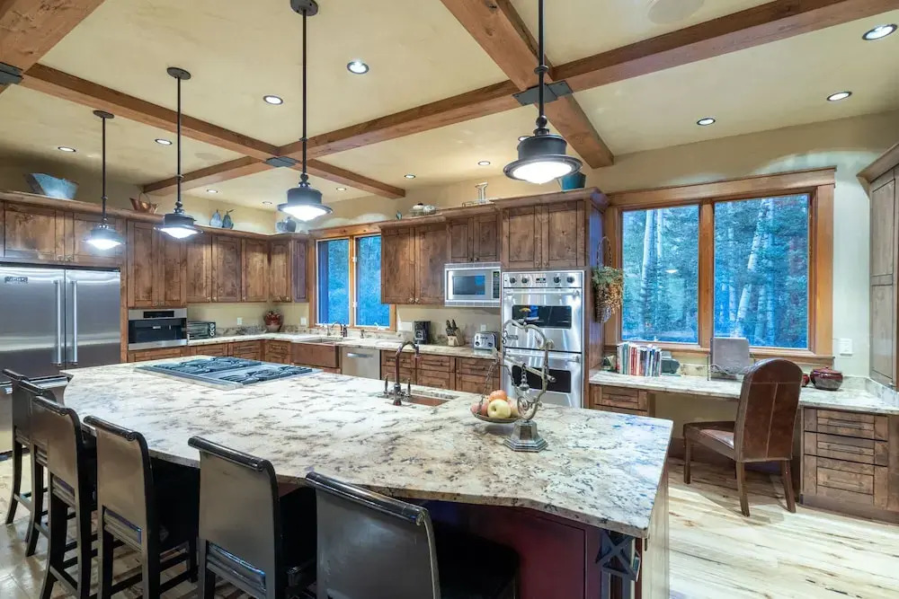 Alpenglow - 5 Br Home