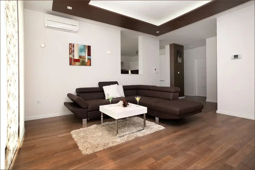 Luxury Villa Lucas with heated pool, whirlpool, sauna, 14 pax