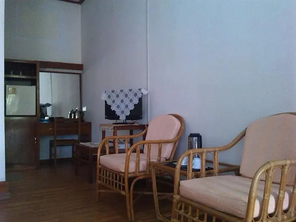 Lawkanat Hotel