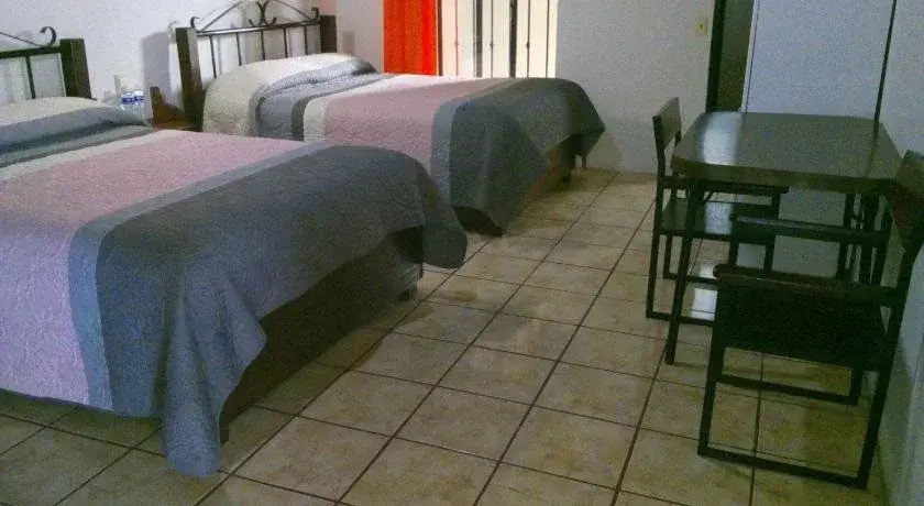 Hotel Uke Inn Terán