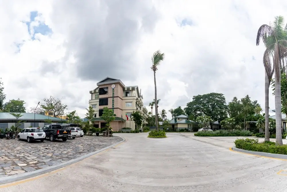 Ever Treasure Hotel