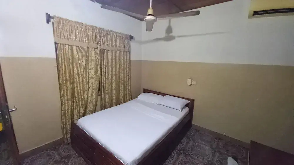 Hensap Hotel