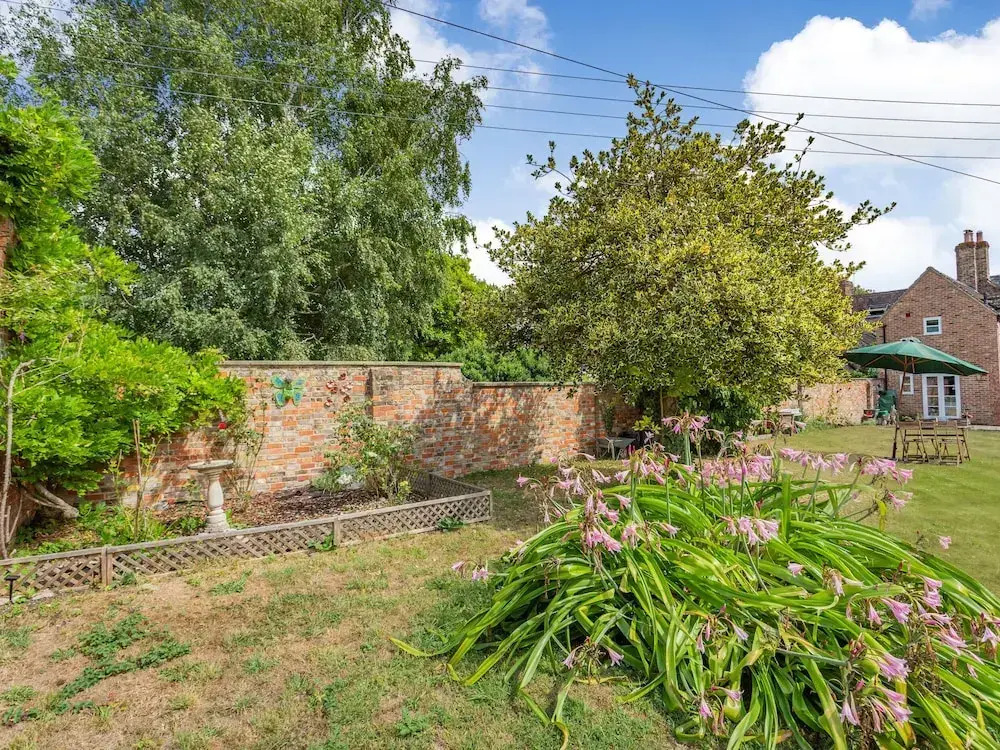 Wards Court 2