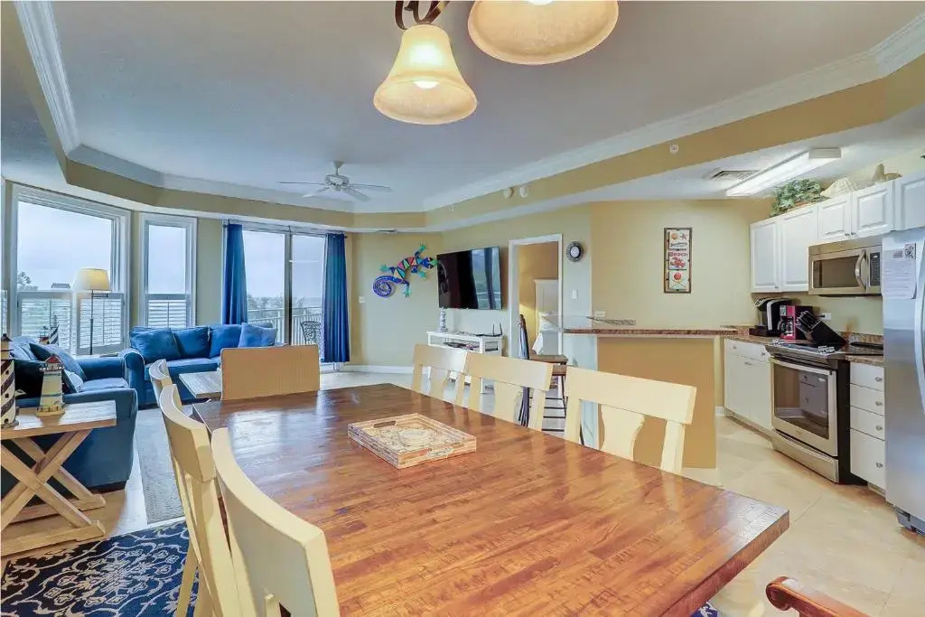 2309 SeaCrest 3 BR Forest Beach Condo