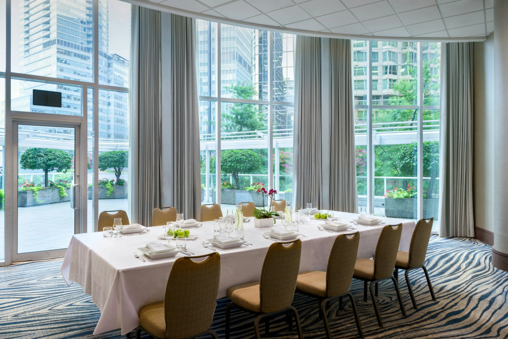 Vancouver Marriott Pinnacle Downtown Hotel
