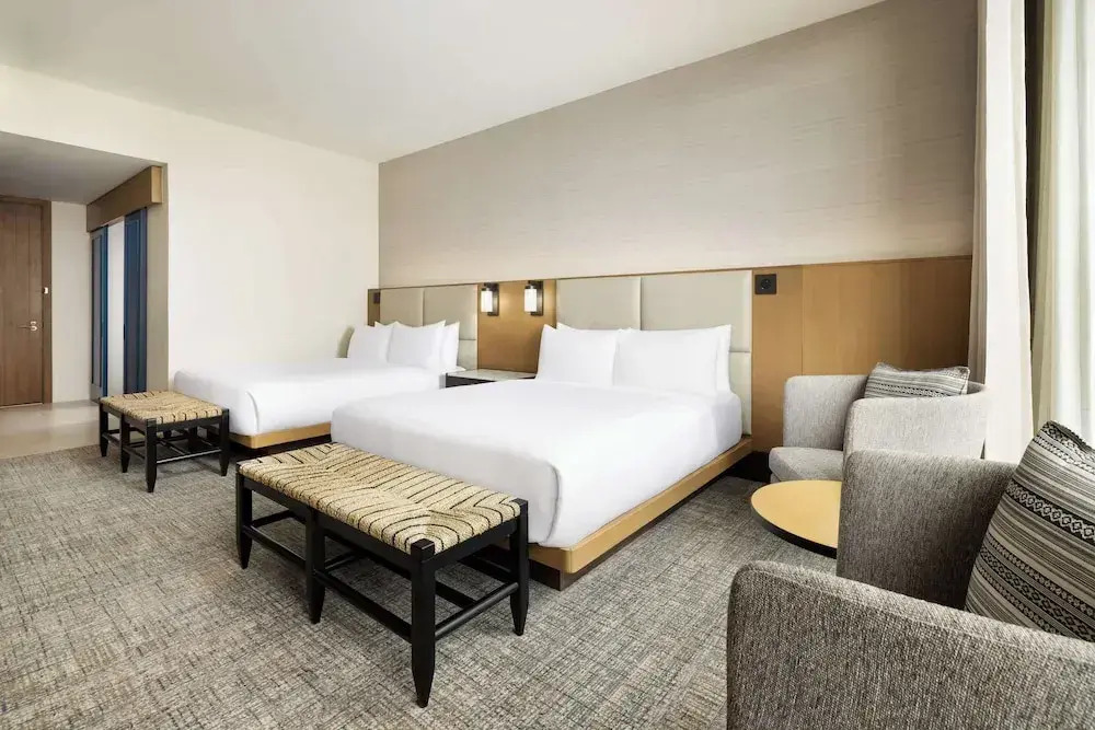 Hotel Santiago, Curio Collection By Hilton