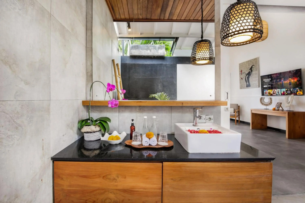 Villa Zebra Seminyak, 4BR private pool villa, Close to Potato Head