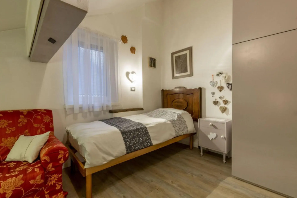 RIZZI SERGIO - Three room apartment. (022036-AT-066432)-412 RIZZI SERGIO