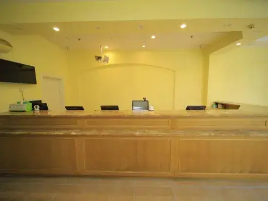 Home Inn Huaian East Jiankang Road