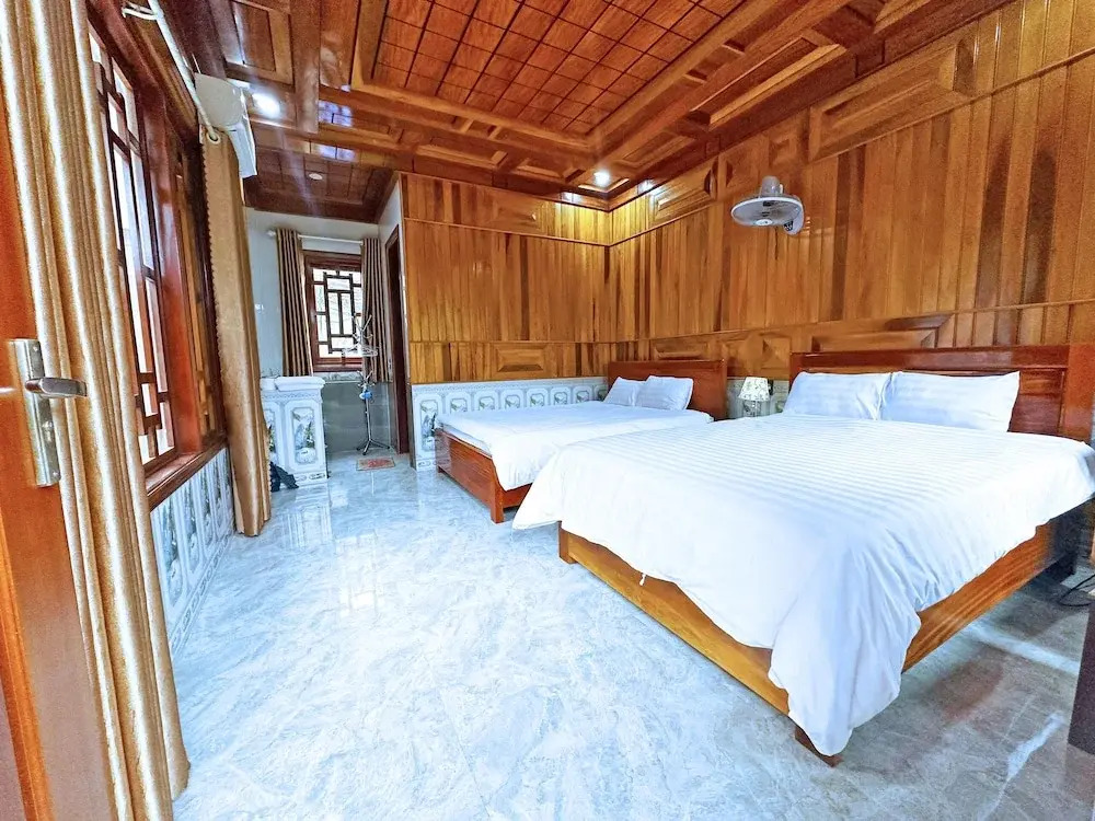 The Hill Villas