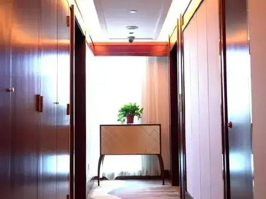 Yangfeng Yiju Hotel