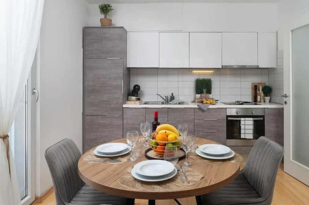 Sunny Resort Apartment With Seaview 1314