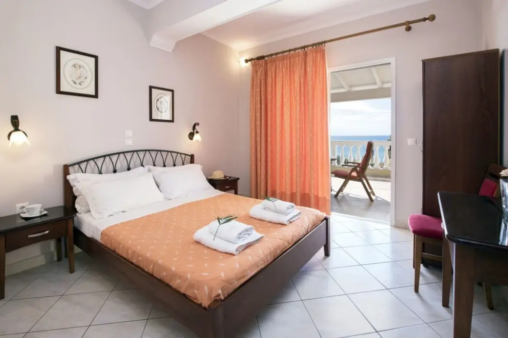 Sea Breeze Hotel & Apartments