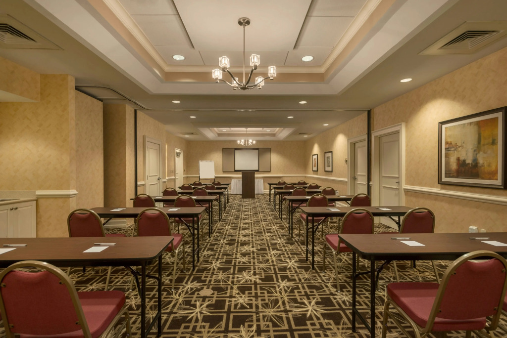 Hampton Inn & Suites Outer Banks/Corolla