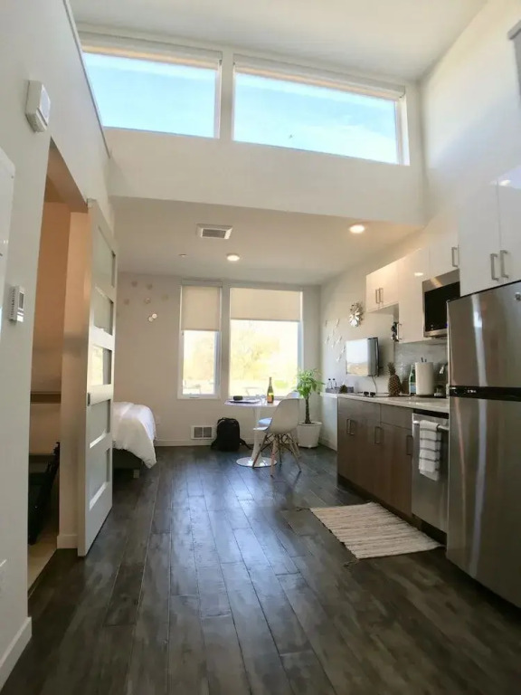 Modern Capitol Hill Studio