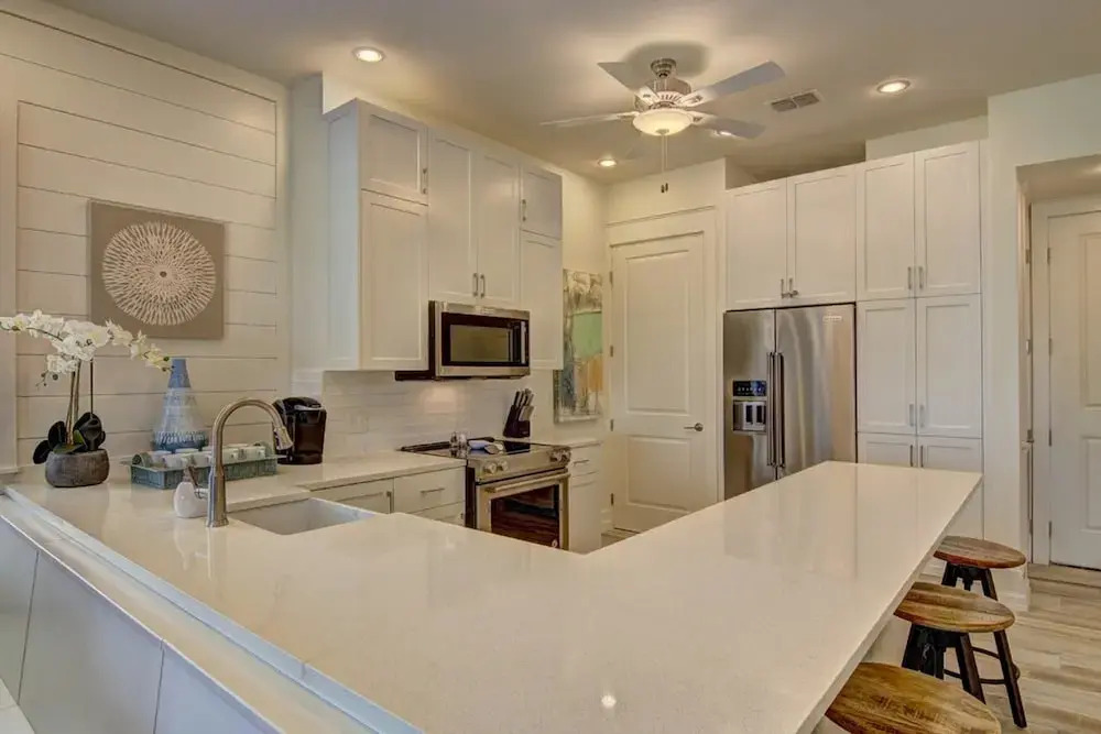 Cinnamon Shore- Pelican Point TC 10202