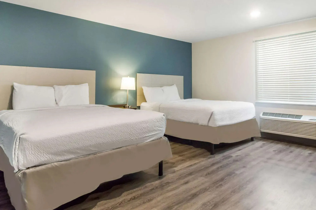 WoodSpring Suites Lake Jackson