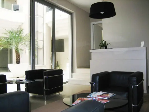 Home 15 Residence Hotel