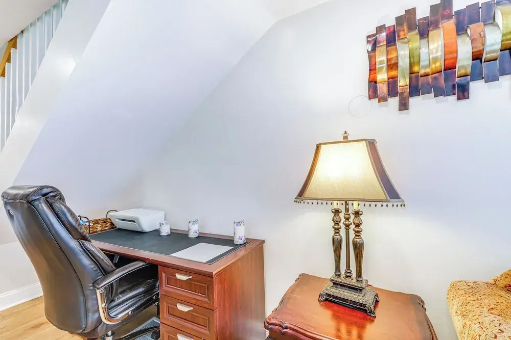 Rockville Home w/ Spacious Yard: 17 Mi to DC!