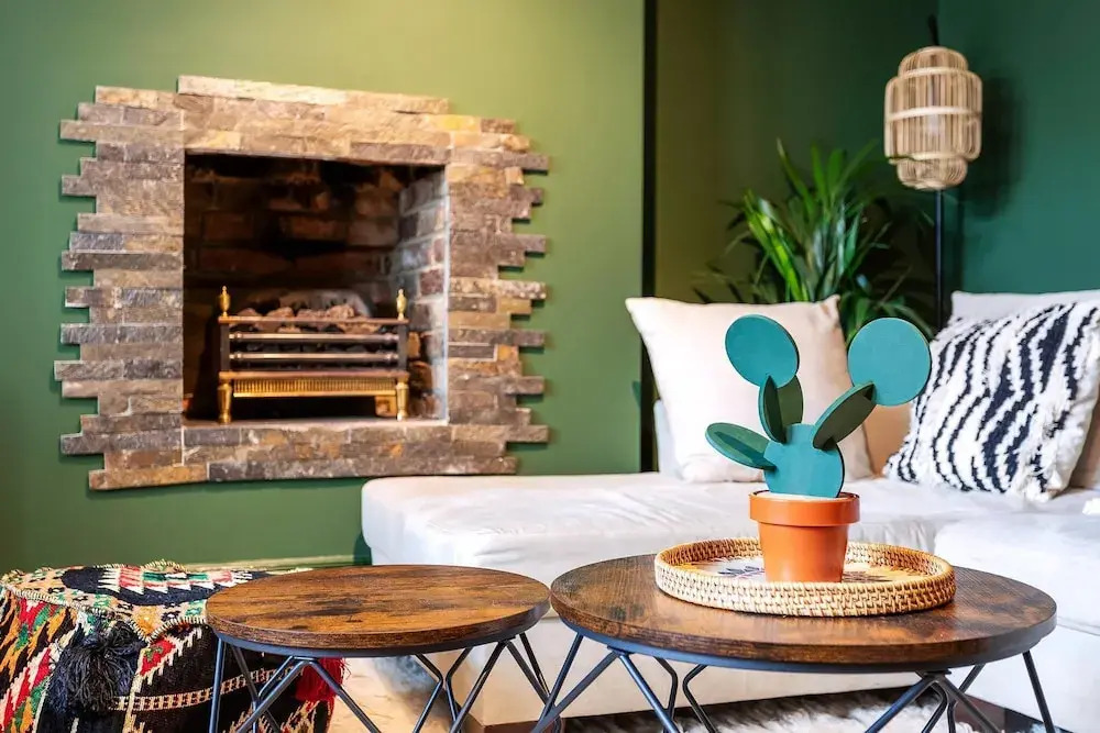 Chiswick Gem: Stylish 1-bed Flat for Modern Living
