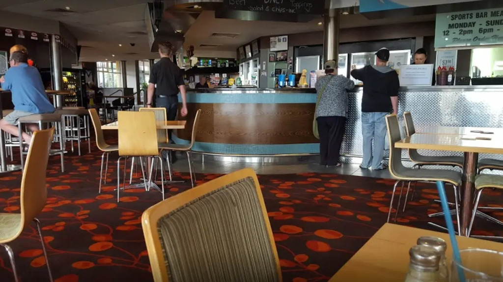 Christies Beach Hotel