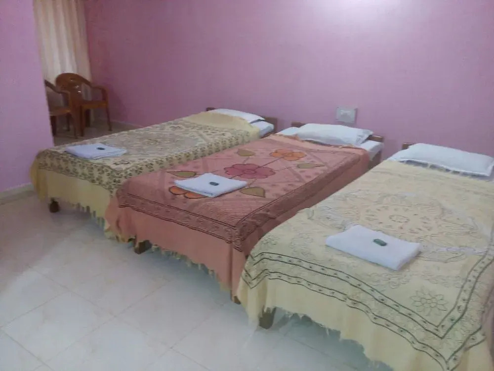 Molyma Resorts