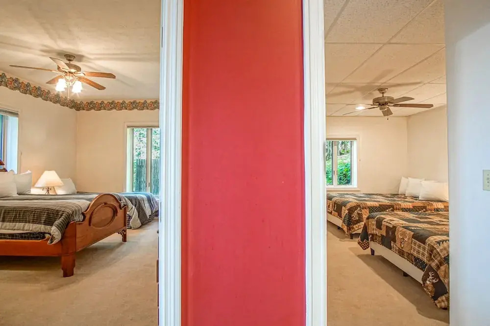 South West Ridge 72-153 5 Br: Large Western Views. Private hot Tub. Wood Fireplace
