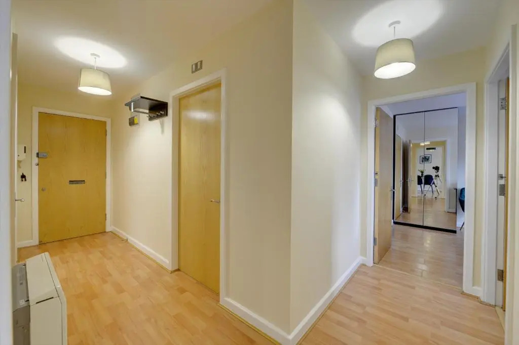 Lovely & Calm 2Bd Executive Eco-Apartment I Parking I Pet Friendly